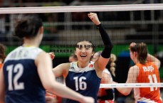 斗球体育直播-湖人管理层酝酿新篇章 年轻核心崛起之际詹姆斯未来成焦点